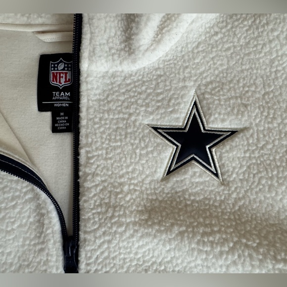 Women’s Dallas Cowboys Half-Zip Sherpa Pullover - Picture 3 of 5